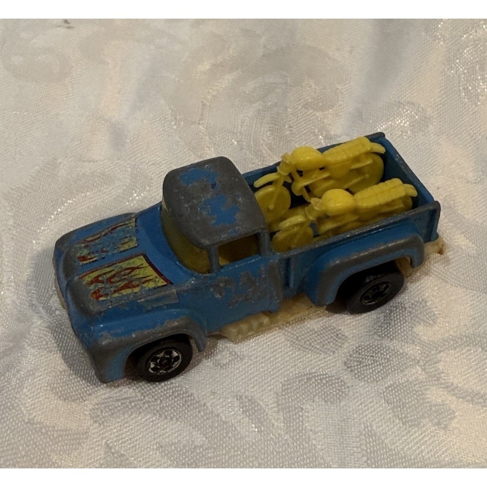 VTG Hot Wheels Blackwall 1973 Hi Tail Hauler Truck‎ Blue W/Flames & Motorcycles